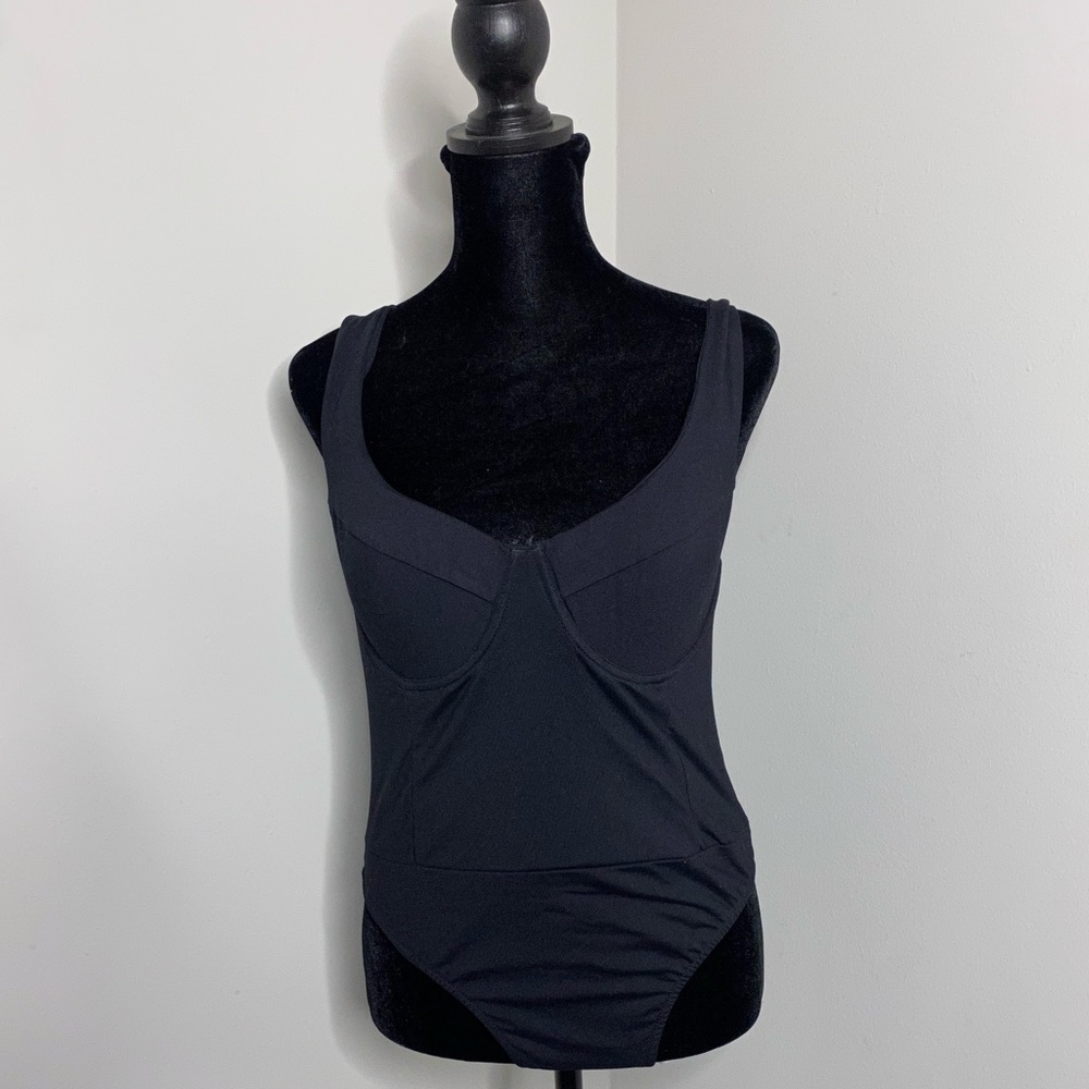 Black bodysuit never worn